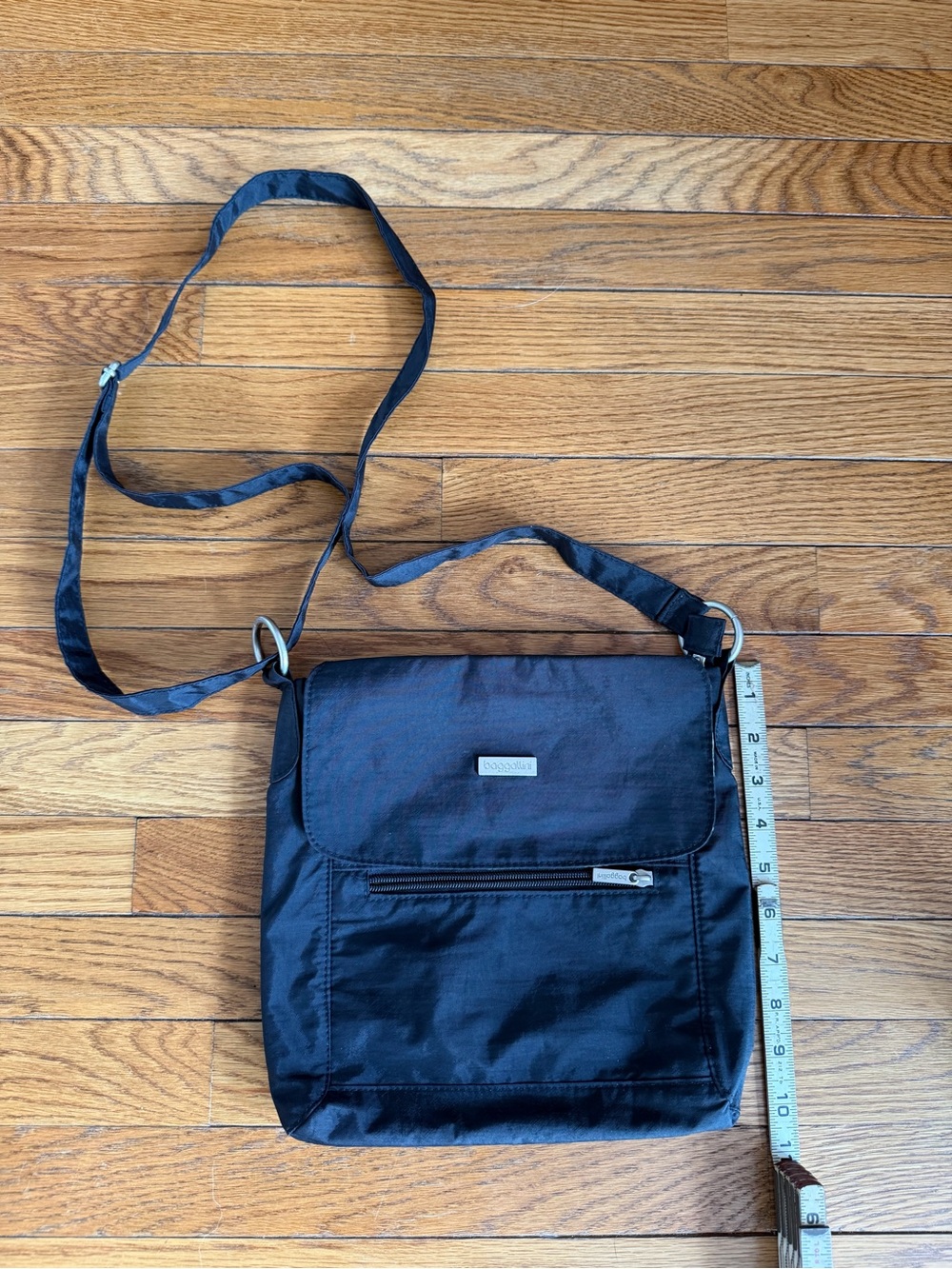 Baggallini Black Nylon Crossbody Bag with Silver Hardware